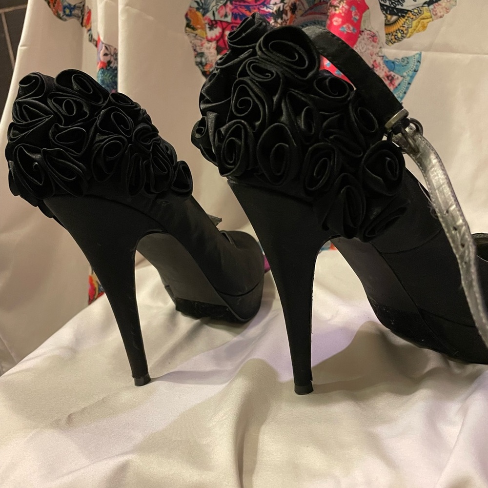 Lovely People Bouquet Heels